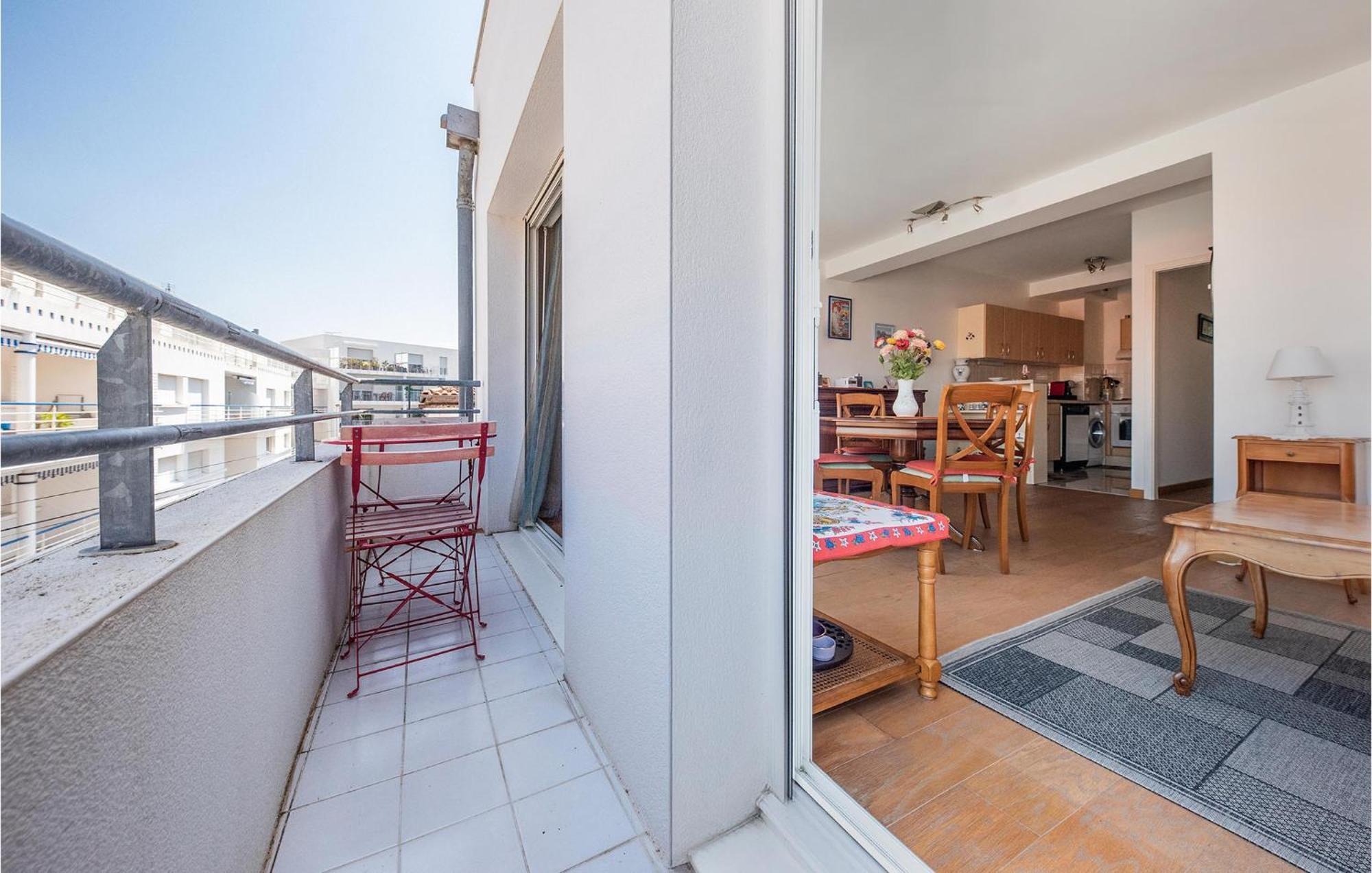 Gorgeous Apartment In Royan With Kitchen Luaran gambar